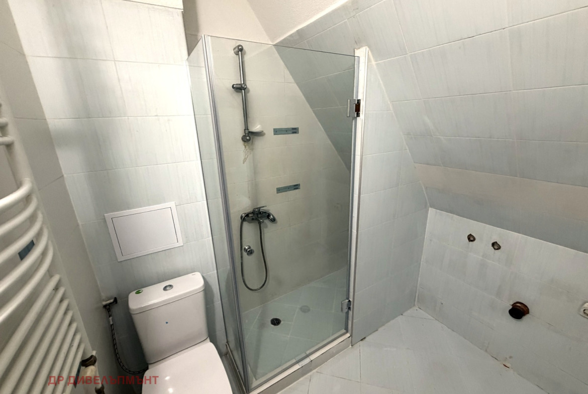 Apartment in Hadzhi Dimitar, Sofia - Image 13