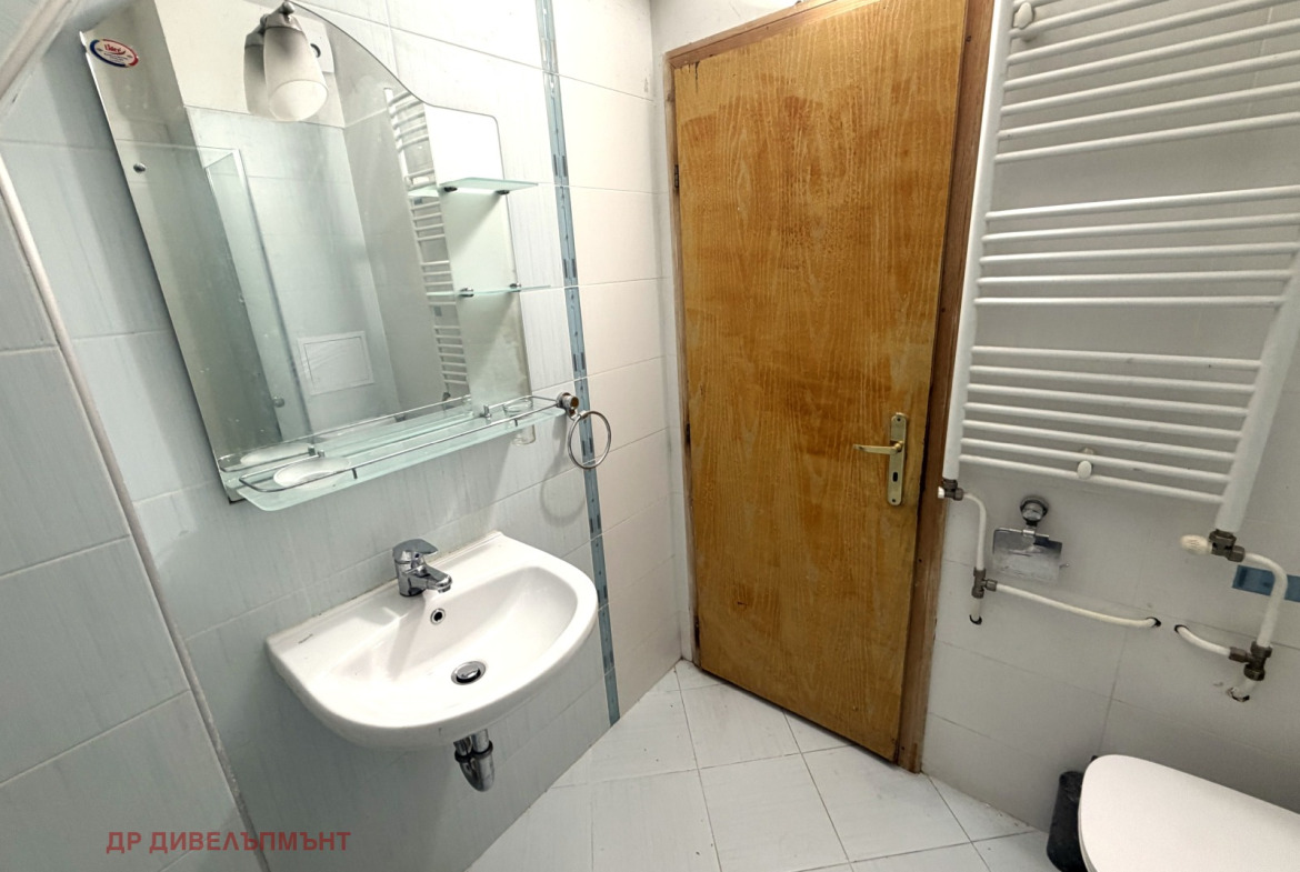 Apartment in Hadzhi Dimitar, Sofia - Image 14