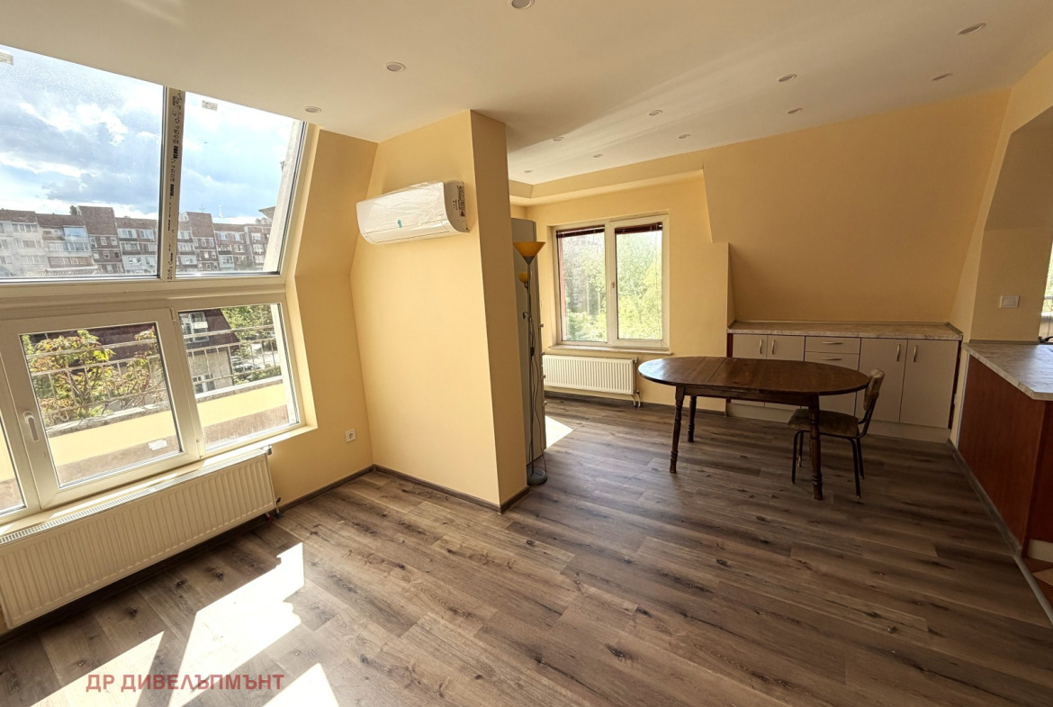 Apartment in Hadzhi Dimitar, Sofia - Image 2
