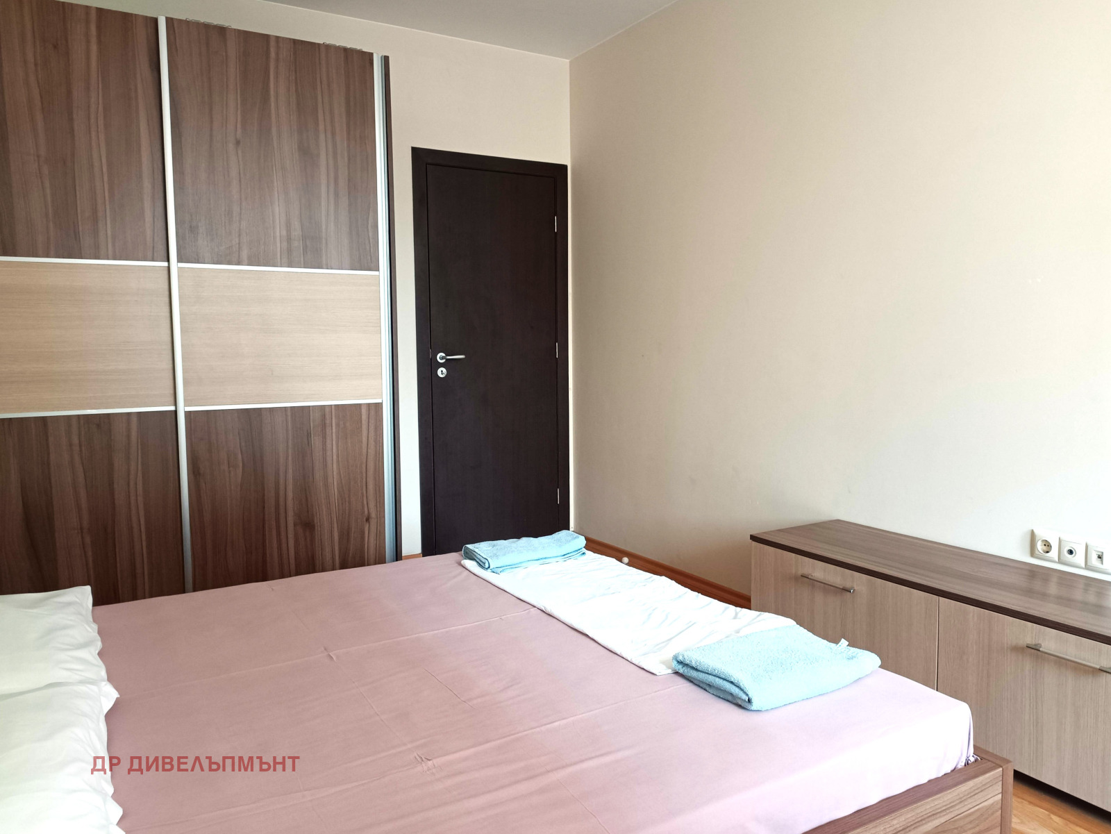 Apartment in Cherno More 3, Nessebar - Image 22