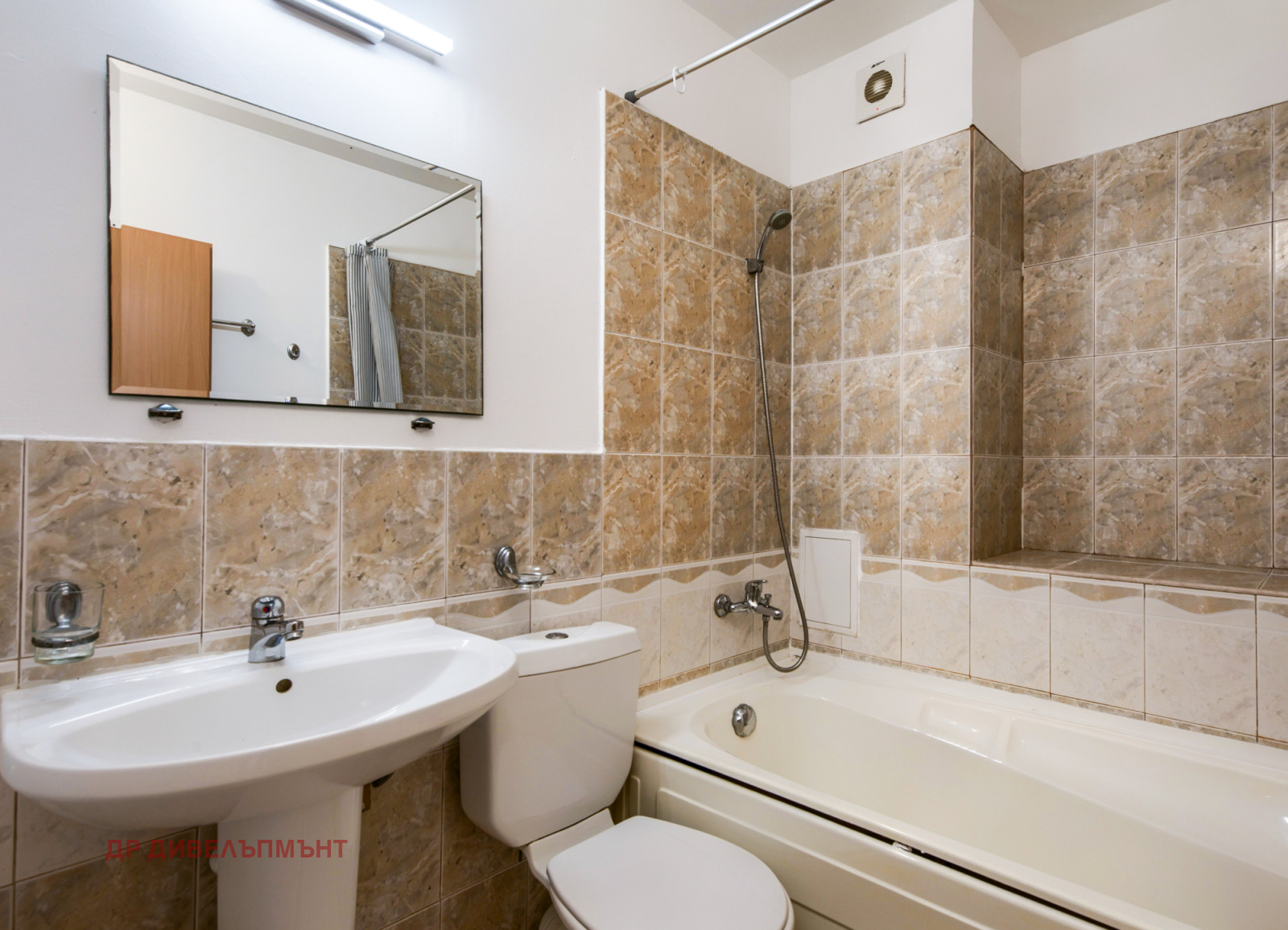 Apartment in Kompleks Sands, Sunny Beach - Image 25
