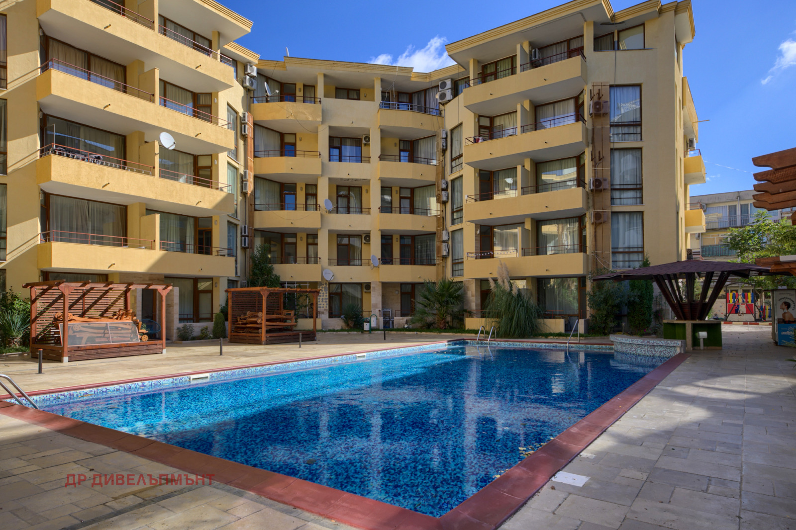 Apartment in Kompleks Sands, Sunny Beach - Image 27