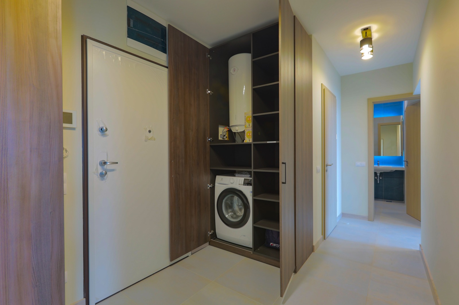Two-Bedroom in Iztok, Sofia - Image 29