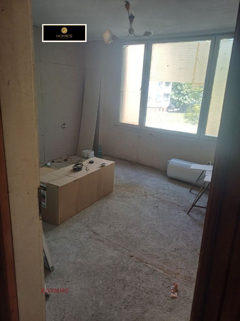 two-bedroom-apartment-84-sqm-for-sale-radnevo-basement-attic-1 Kitchen under renovation with fixtures and plumbing