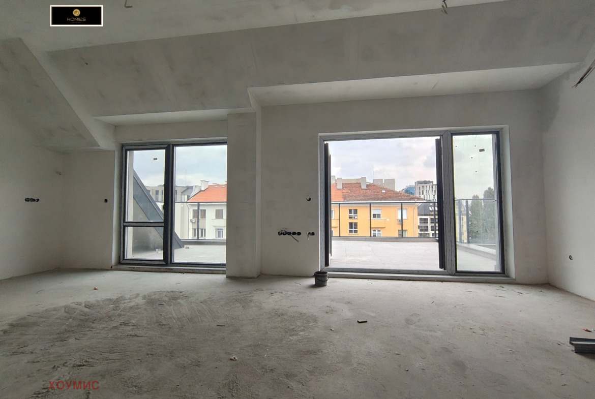 Two-Bedroom in Center, Sofia - Image 4