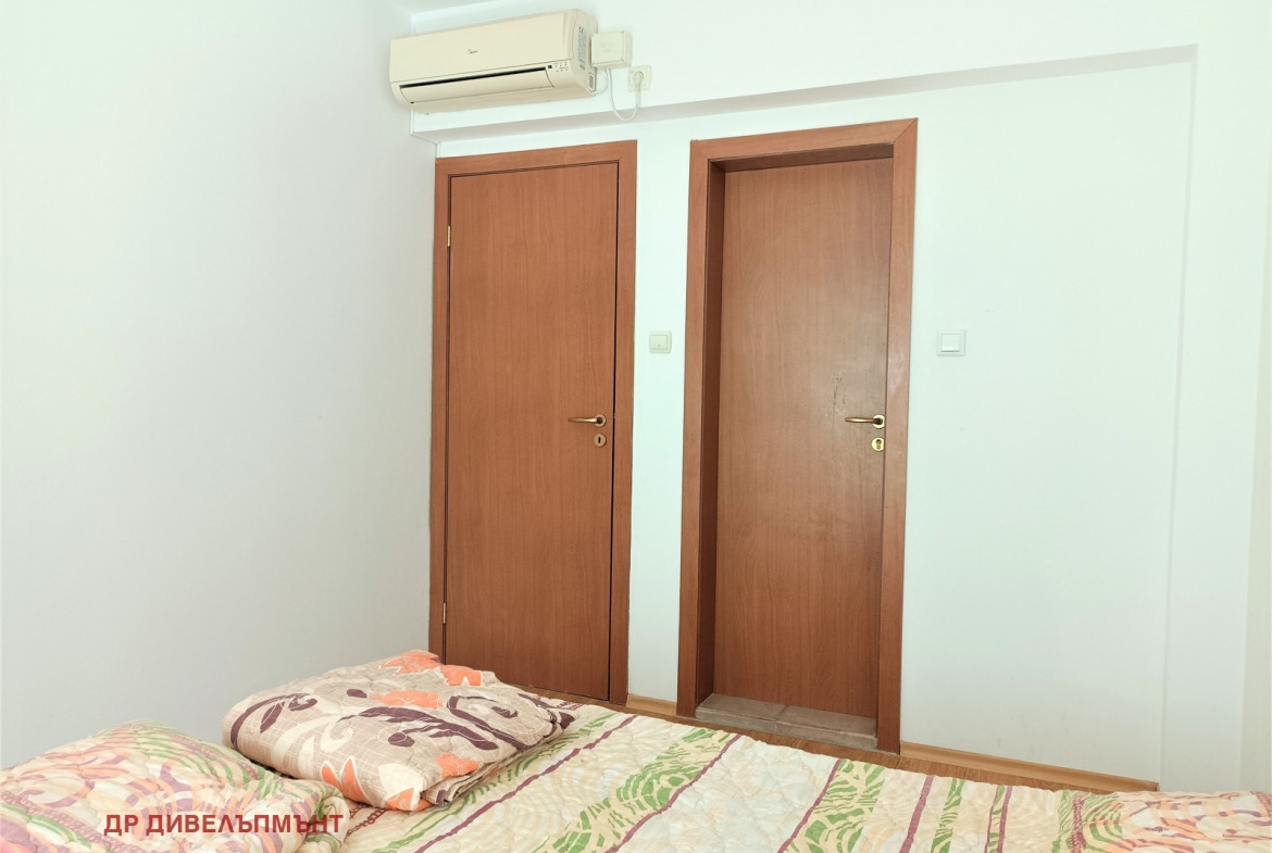 Apartment in Kompleks Yug, Sveti Vlas - Image 13
