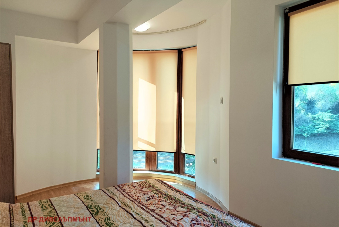 Apartment in Kompleks Yug, Sveti Vlas - Image 8