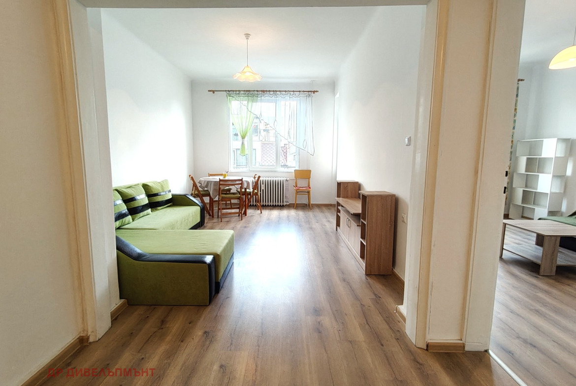 Apartment in Tsentar Ul Lyuben Karavelov, Sofia - Image 6