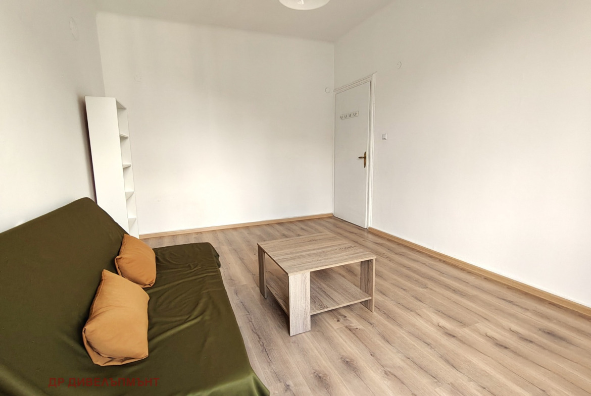 Apartment in Tsentar Ul Lyuben Karavelov, Sofia - Image 8