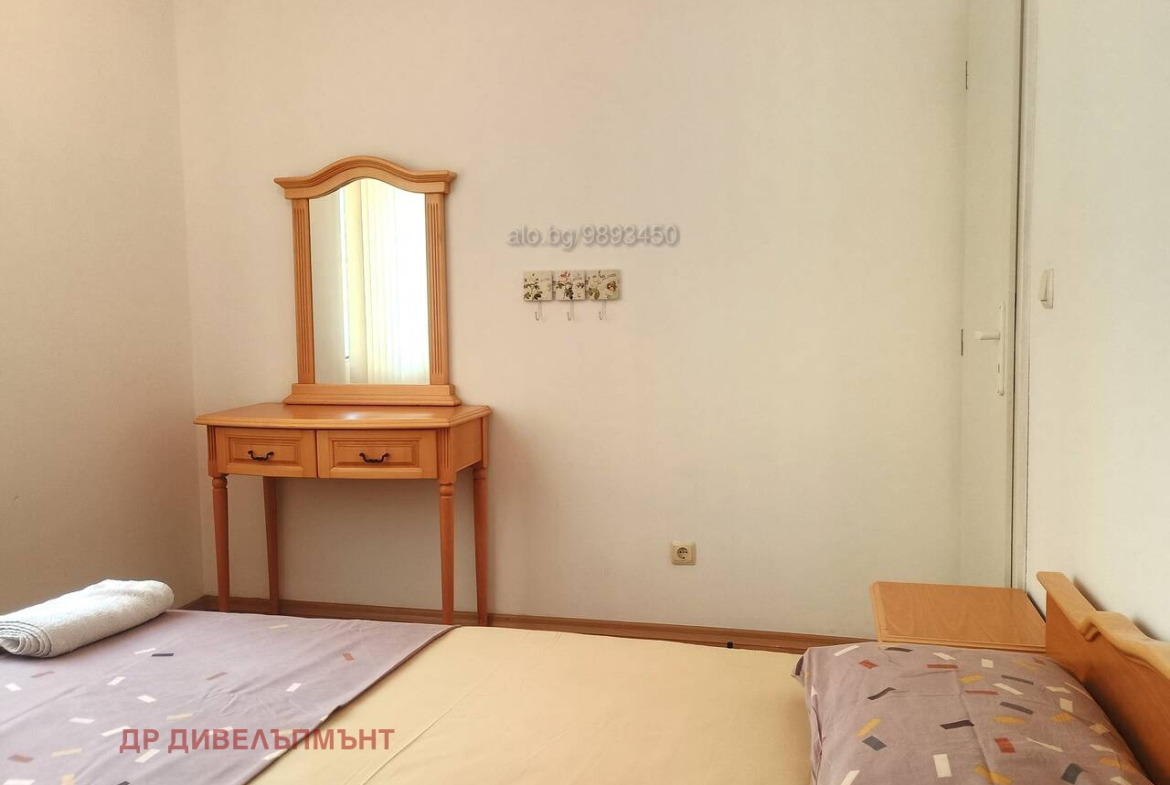 Apartment in Barco Del Sol, Sunny Beach - Image 9