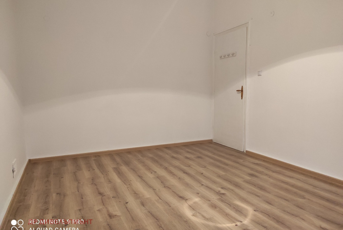 Apartment in Tsentar Ul Lyuben Karavelov, Sofia - Image 12