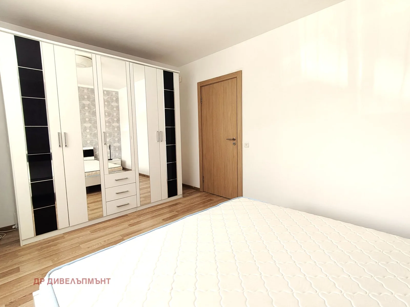 dvustaen-apartament-65-sqm-pod-naem-lozenets-do-yuzhen-park-13 Двустаен апартамент 65 кв.м. под Наем в Лозенец | До Южен парк
