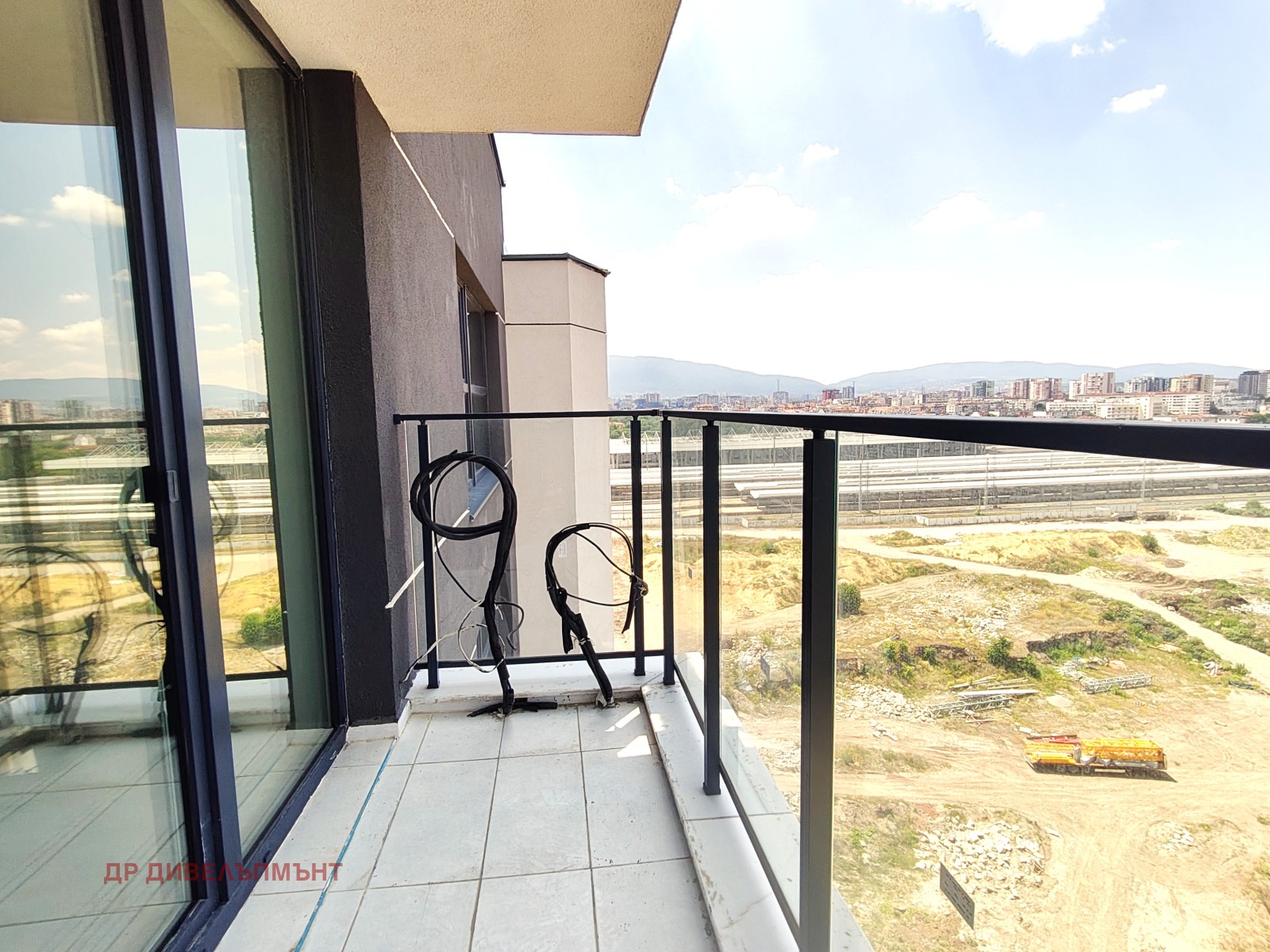 dvustaen-apartament-68-kvm-prodava-sofiya-banishora-10 Двустаен апартамент 68 кв.м. за продажба в София Банишора | Гледка Витоша