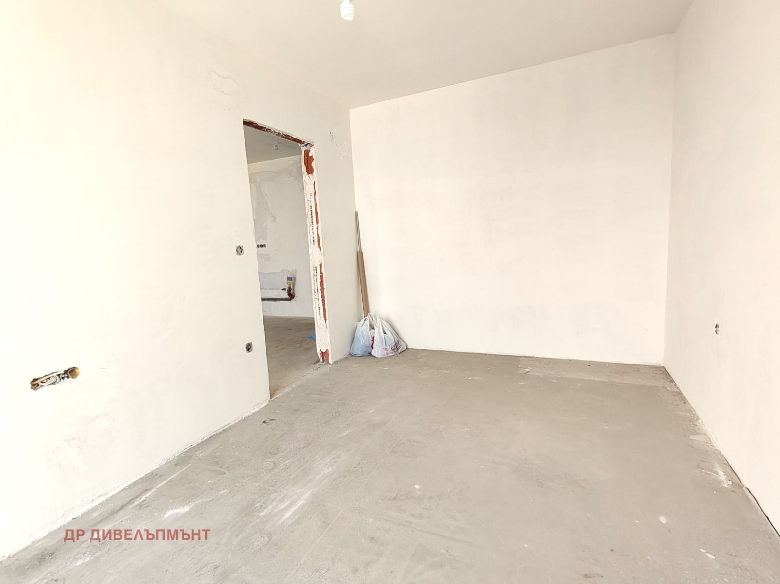 Двустаен апартамент 68 кв.м. за продажба в Център | Гледка към Витоша