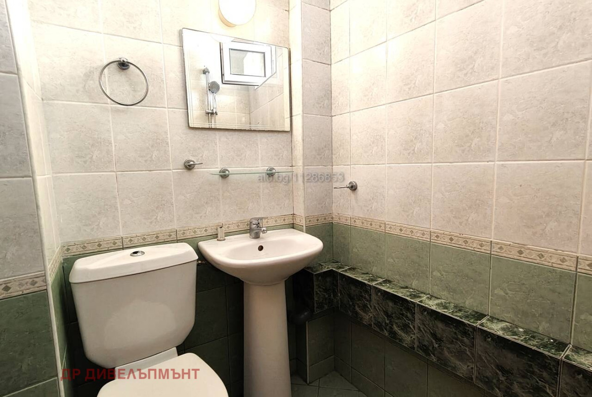 Двустаен апартамент 74 кв.м. под наем в Несебър, кв. Стадиона | Басейн и две паркоместа