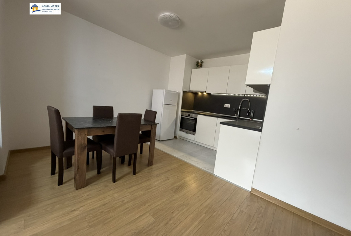 dvustaen-apartament-81-kvm-pod-naem-manastirski-livadi-panoramna-gledka-2 Оборудвана кухня бяла и черна с LED осветление