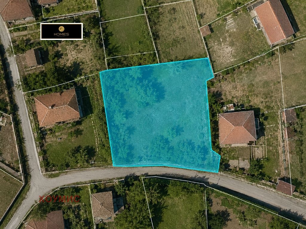 Aerial view of 1045 sqm land plot Stambolovo