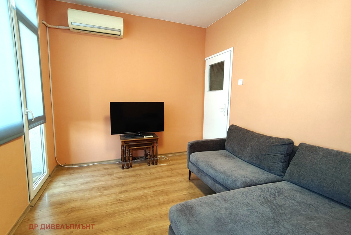Apartment in Sveta Troitsa, Sofia - Image 2