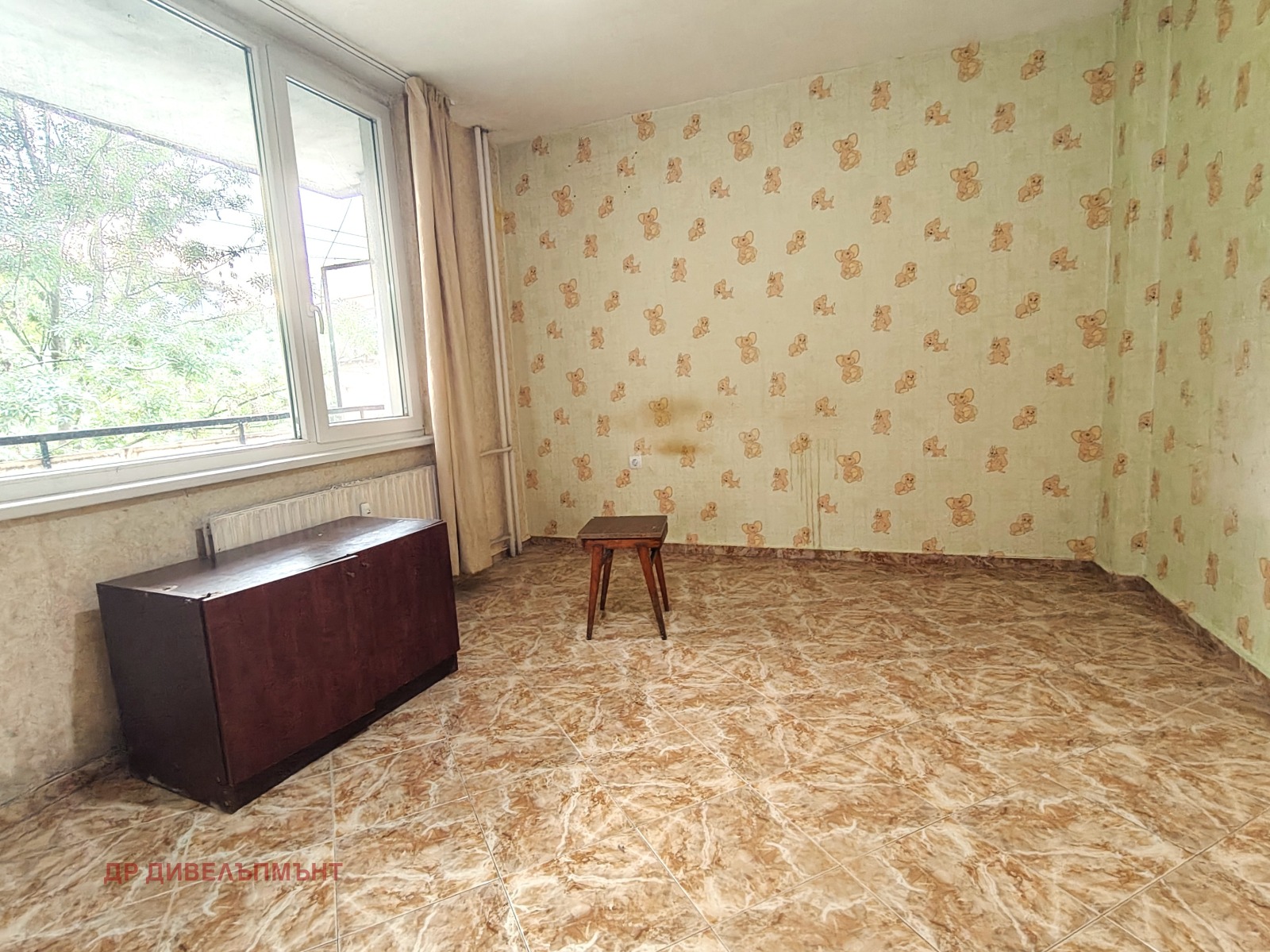 Тристаен апартамент 90 кв.м. под наем в София Банишора | Три тераси