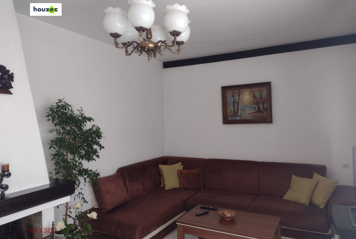 Apartment in Benkovski, Sofia - Image 2
