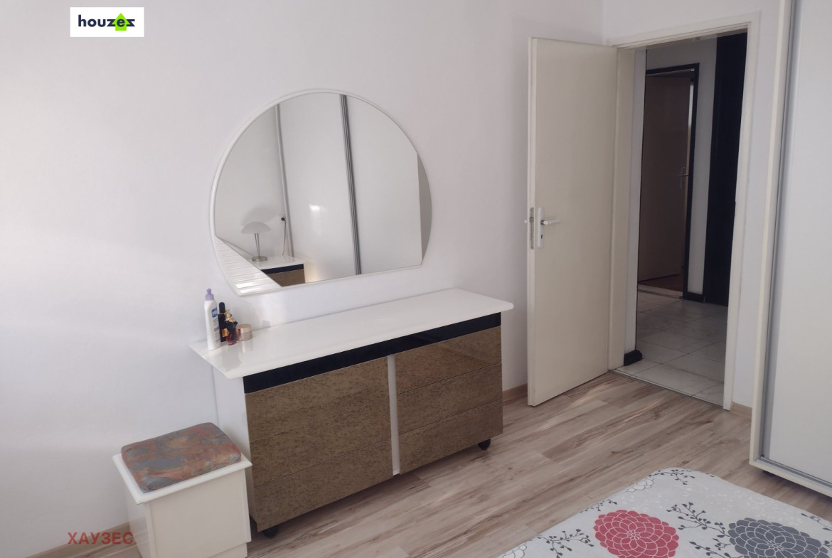 Apartment in Benkovski, Sofia - Image 9