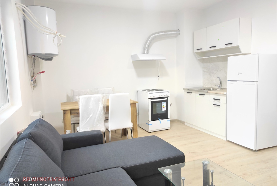 dvustaen-apartament-60-kvm-pod-naem-malinova-dolina-napalno-obzaveden-4 Просторна студио квартира с кухня и хол