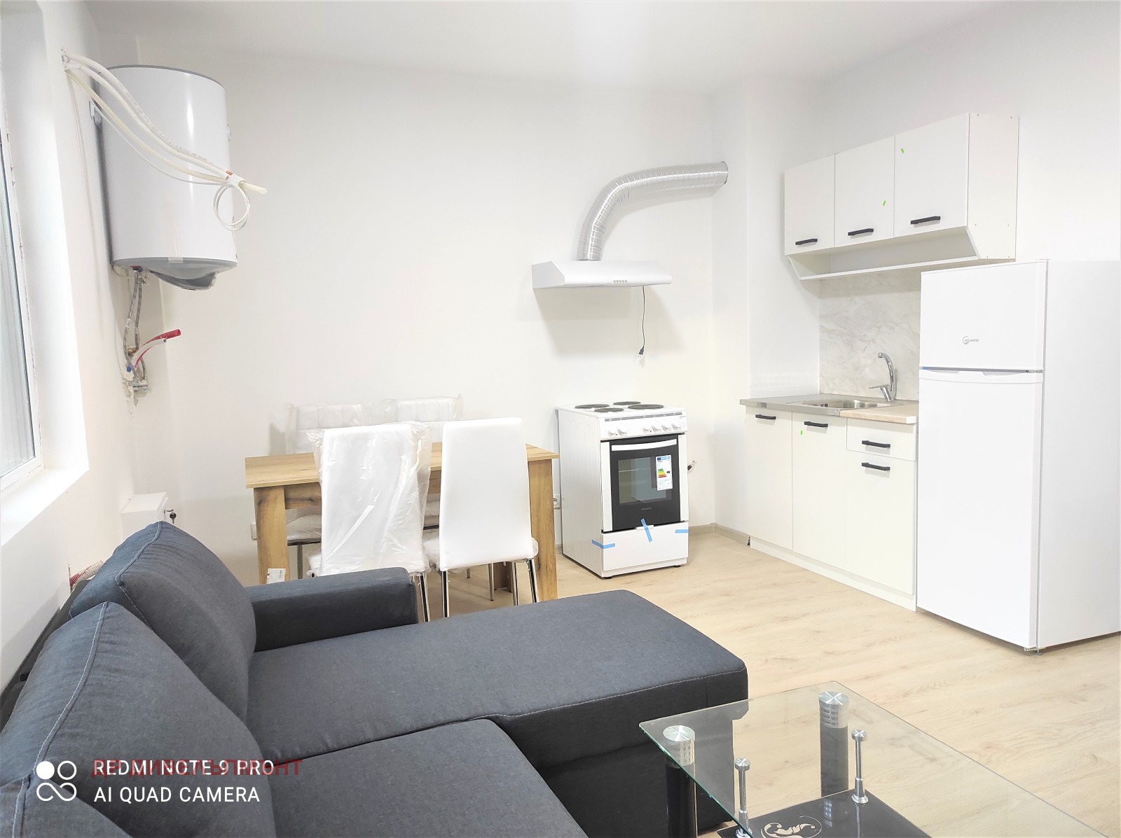 dvustaen-apartament-60-kvm-pod-naem-malinova-dolina-napalno-obzaveden-4 Просторна студио квартира с кухня и хол