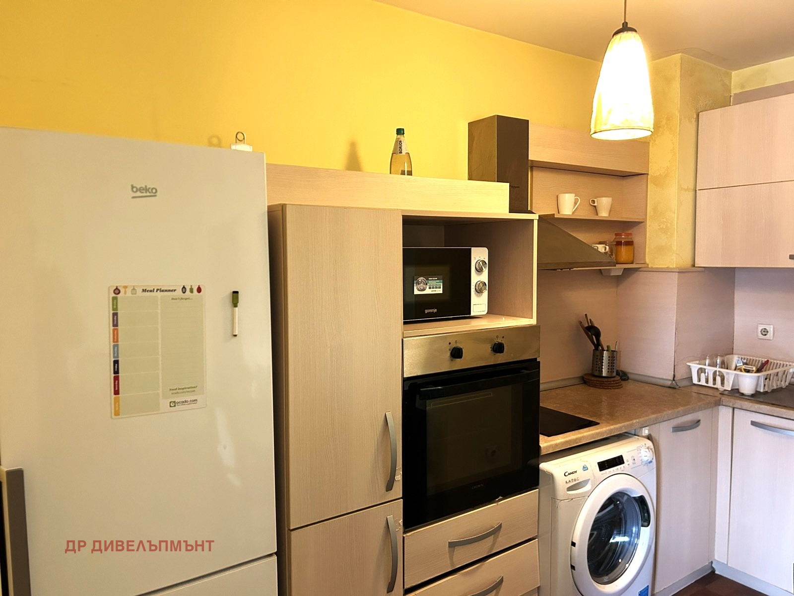 dvustaen-apartament-62-kvm-pod-naem-vitosha-bul-simeonovsko-shose-5 Напълно оборудвана кухня с электроуреди и работен плот