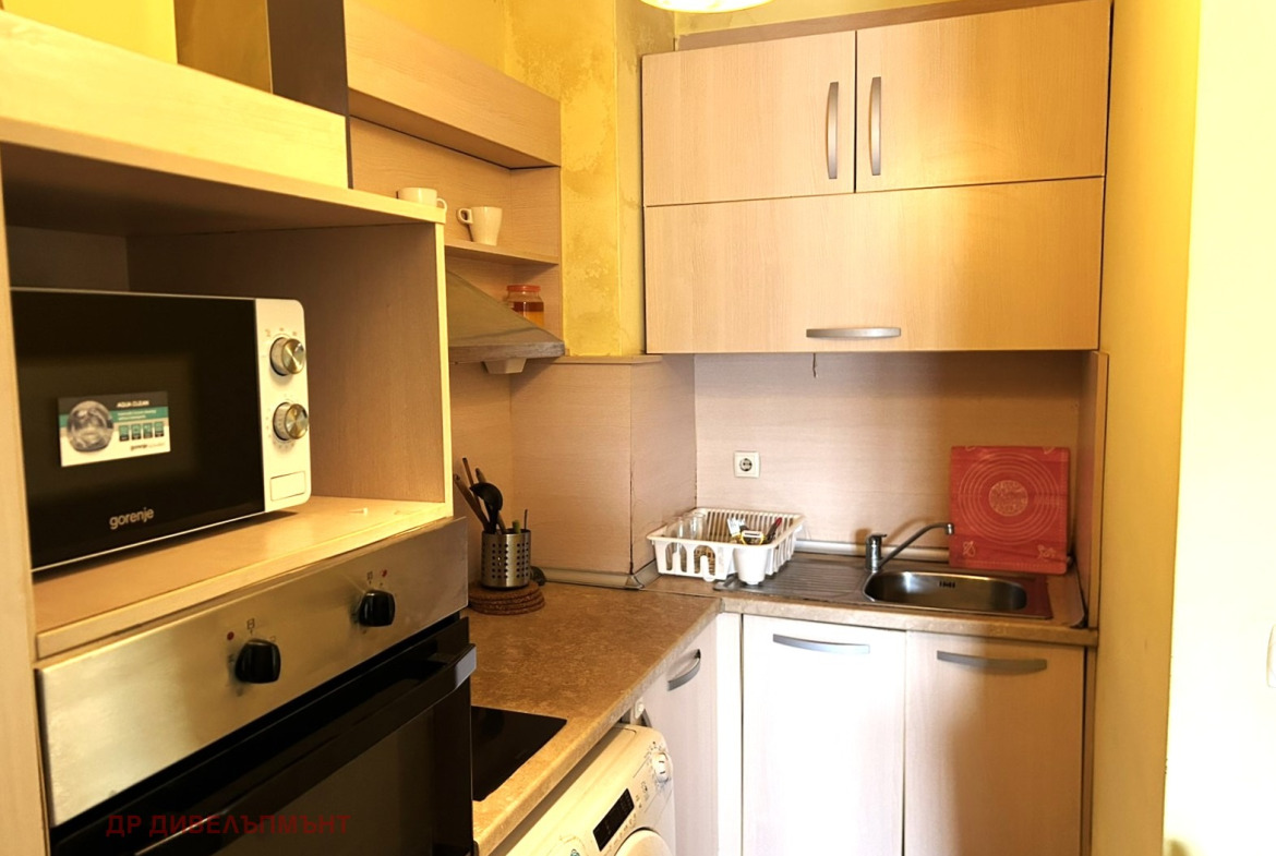 dvustaen-apartament-62-kvm-pod-naem-vitosha-bul-simeonovsko-shose-6 Отворен план апартамент със светлина и практично разпределение