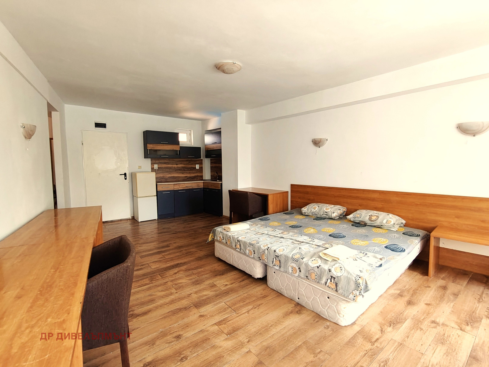 ednostaen-apartament-35-kvm-pod-naem-slanchev-bryag-kompleks-atos-1 Студио апартамент със две легла и кухня