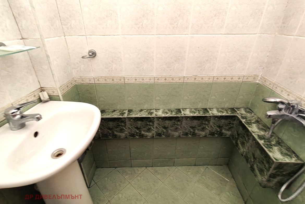 ednostaen-apartament-35-kvm-pod-naem-slanchev-bryag-kompleks-atos-10 Apartment in Kompleks Atos, Sunny Beach - Image 10