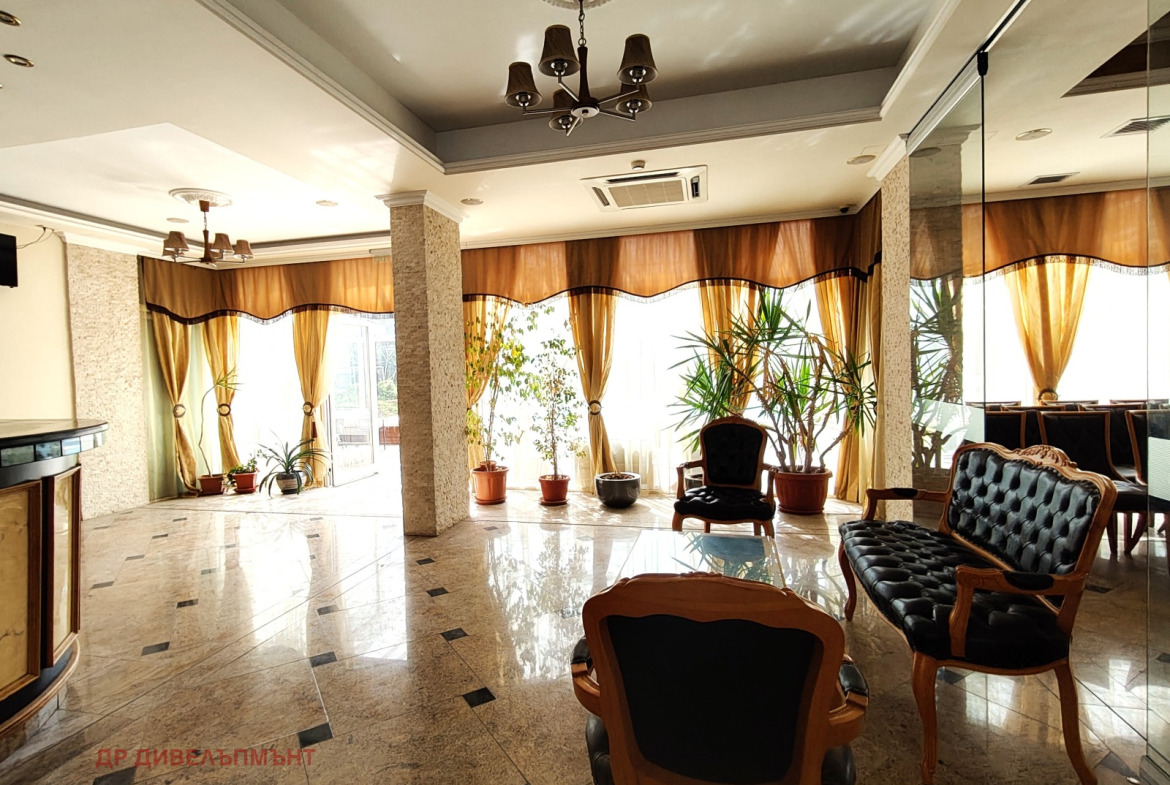 Apartment in Inkognito Complex, Pomorie - Image 13