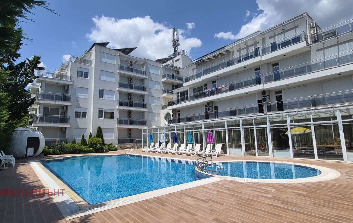 Apartment in Inkognito Complex, Pomorie - Image 16
