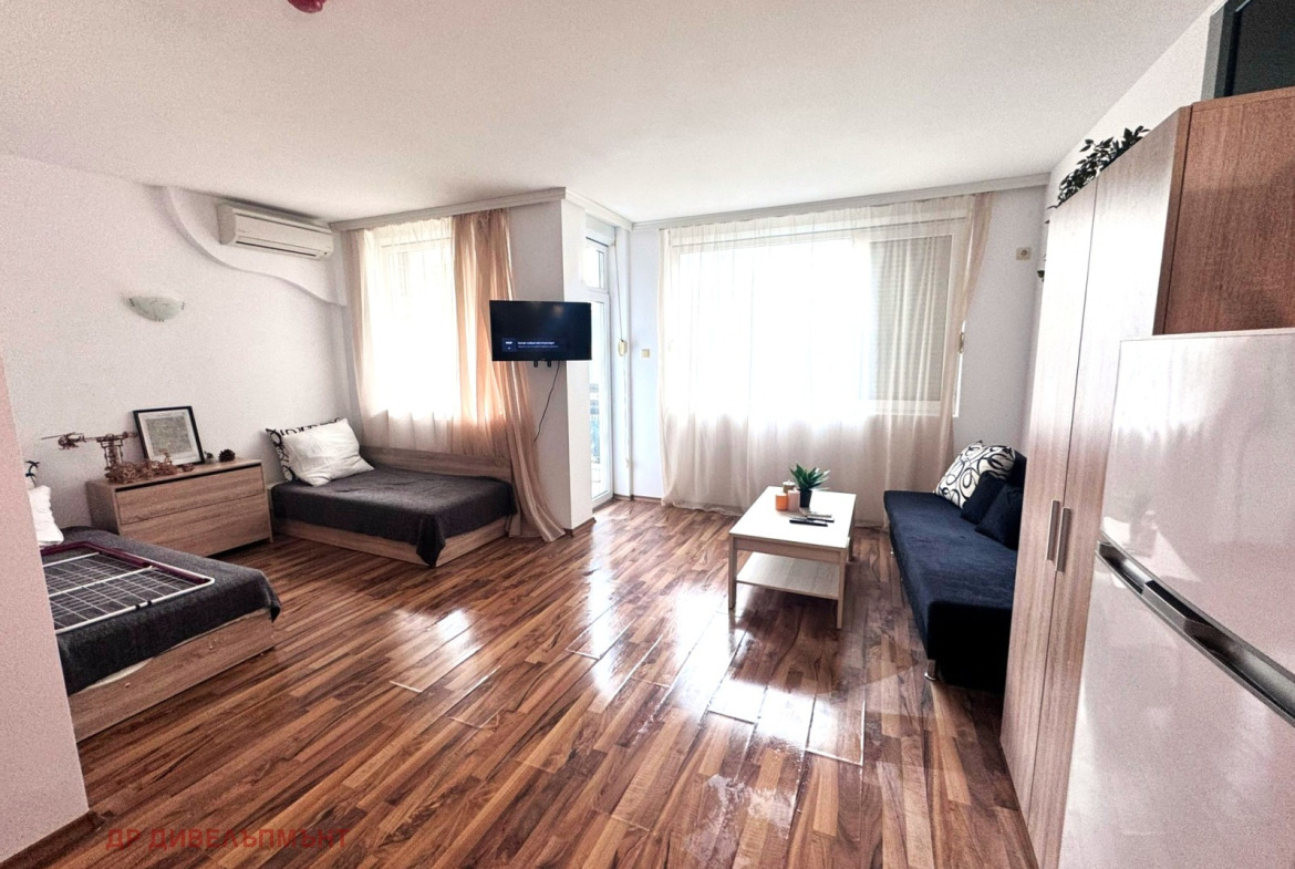 Apartment in Inkognito Complex, Pomorie - Image 3