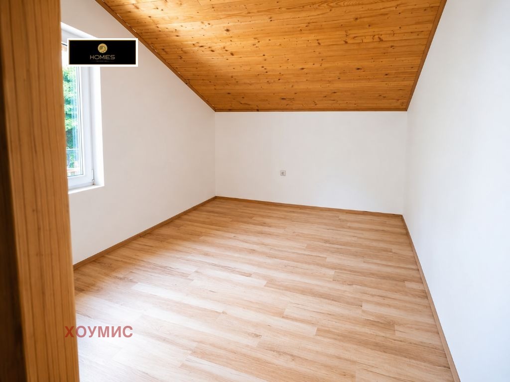 Къща 89 кв.м за продажба в с. Великово | Двор 2865 кв.м с барбекю
