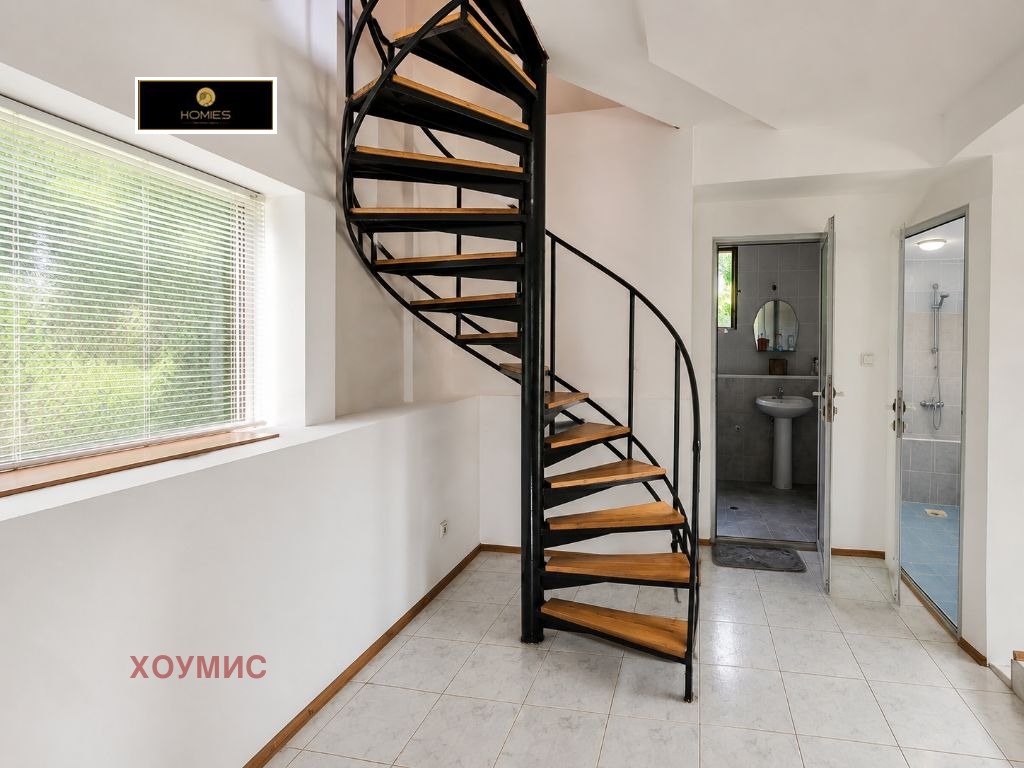 Къща 89 кв.м за продажба в с. Великово | Двор 2865 кв.м с барбекю