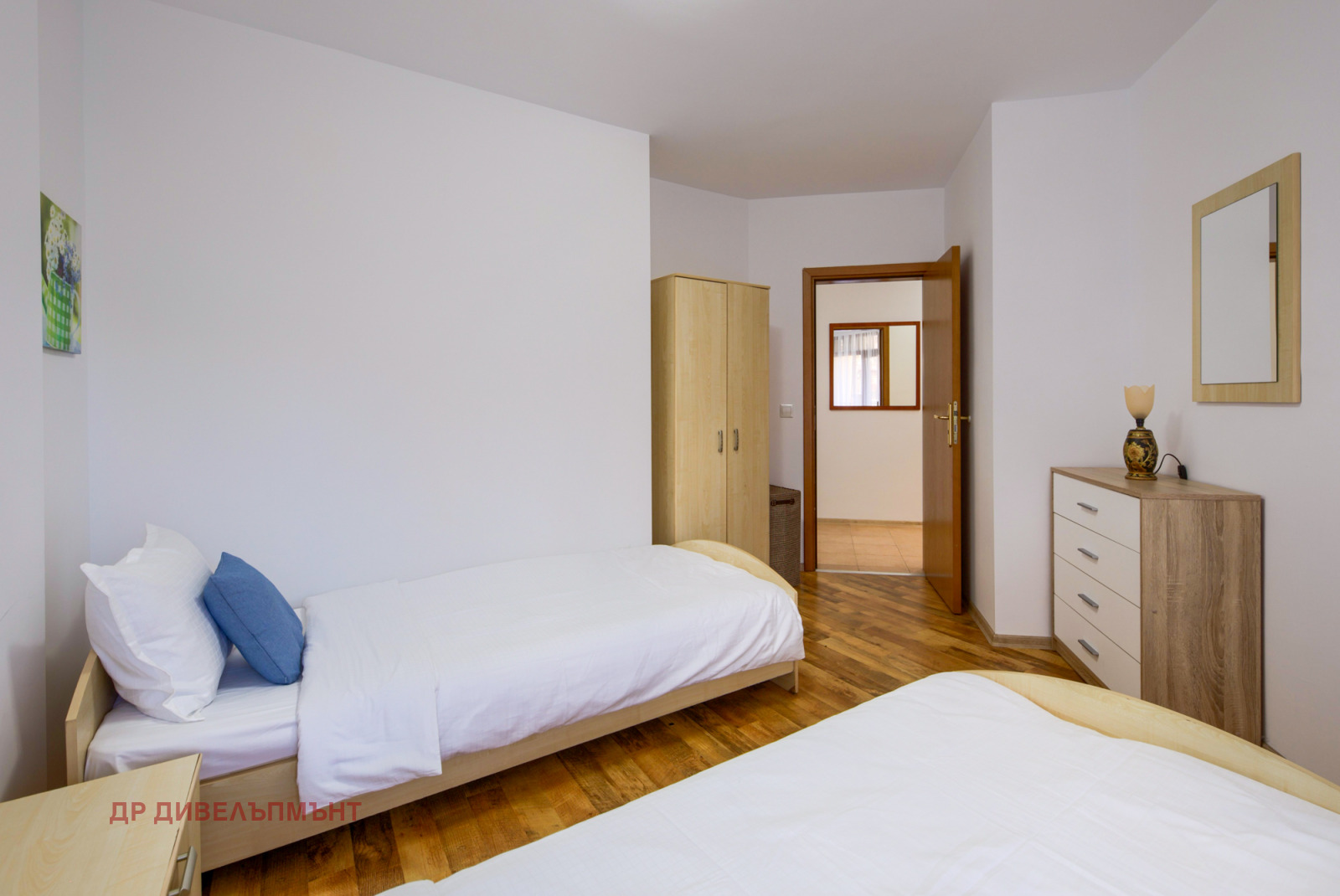 mnogostaen-apartament-122-kvm-pod-naem-nesebar-kompleks-arkadiya-10 Многостаен апартамент 122 кв.м. под наем в Несебър | Басейн и Паркинг