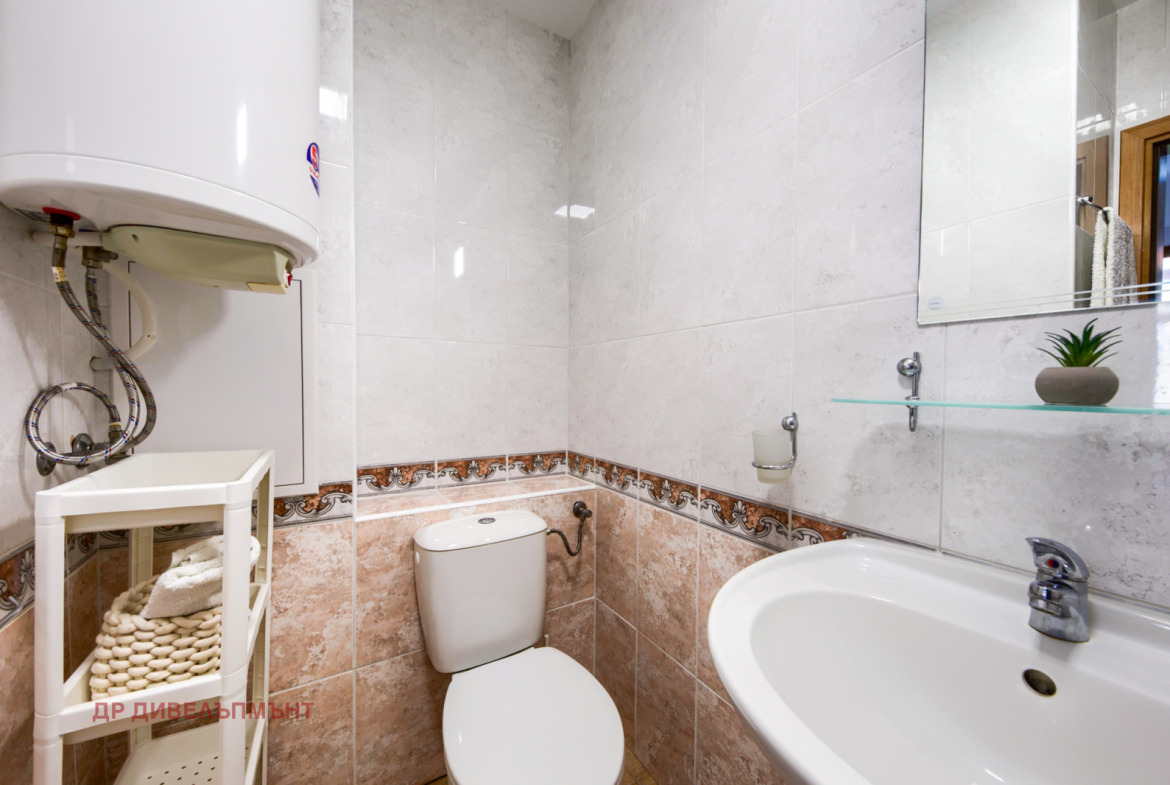 mnogostaen-apartament-122-kvm-pod-naem-nesebar-kompleks-arkadiya-7 Многостаен апартамент 122 кв.м. под наем в Несебър | Басейн и Паркинг