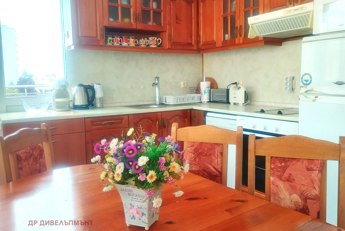 Multi-Room Apartment in Perla Crystal Beach, Nessebar - Image 2