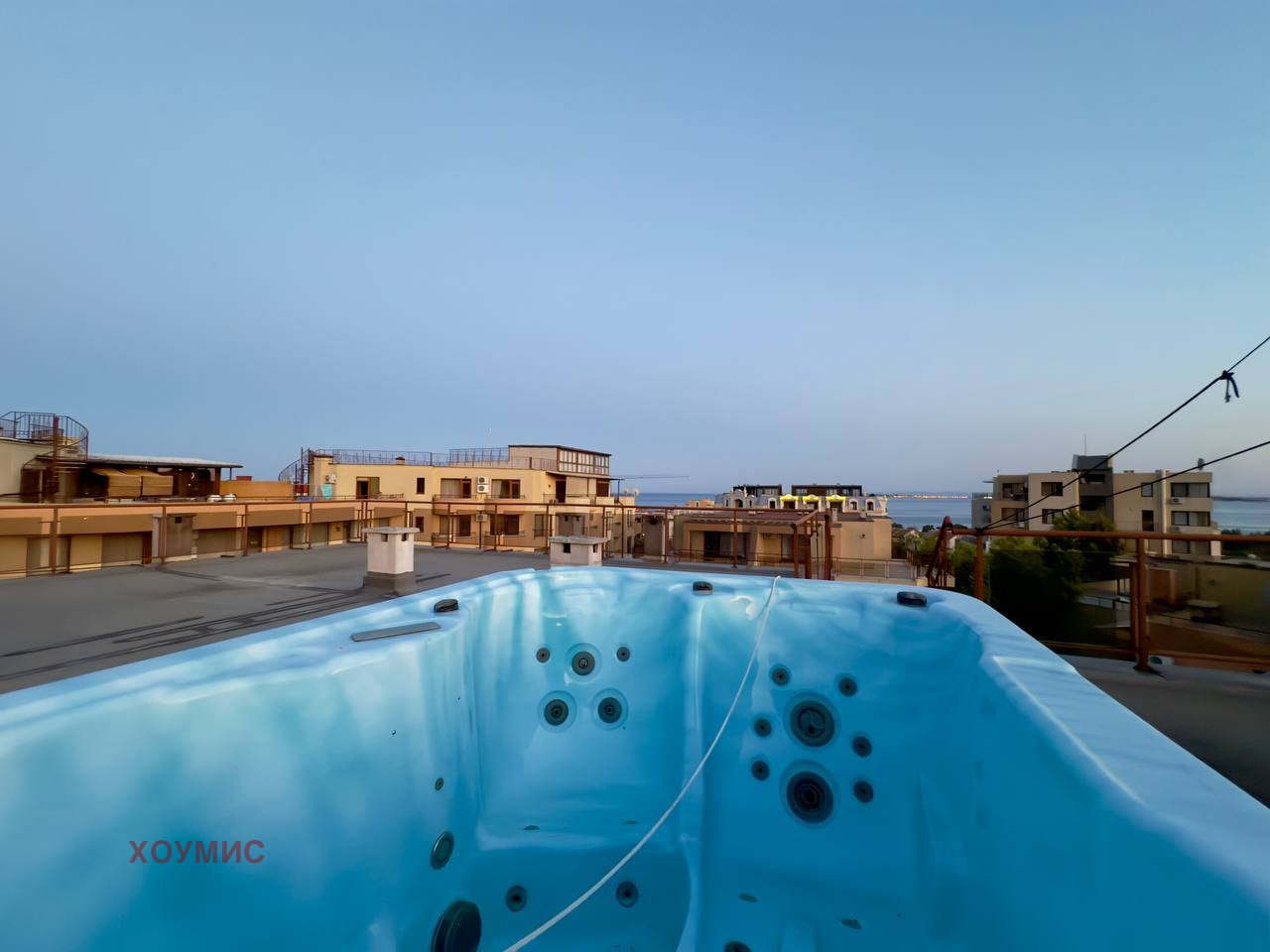 mnogostaen-apartament-295-kvm-prodava-sveti-vlas-panoramna-gledka-4 Современен комплекс с балконна система и морски хоризонт