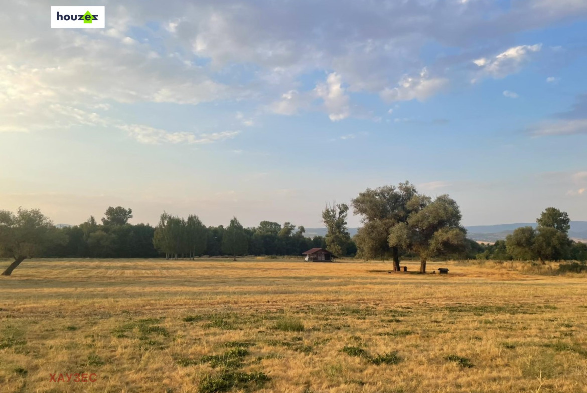 Land plot in Dolna Banya Airfield, Dolna Banya Letishte Dolna Banya - Image 2