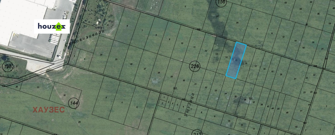 Земен участък 2002 кв.м. Нови Хан aerial view