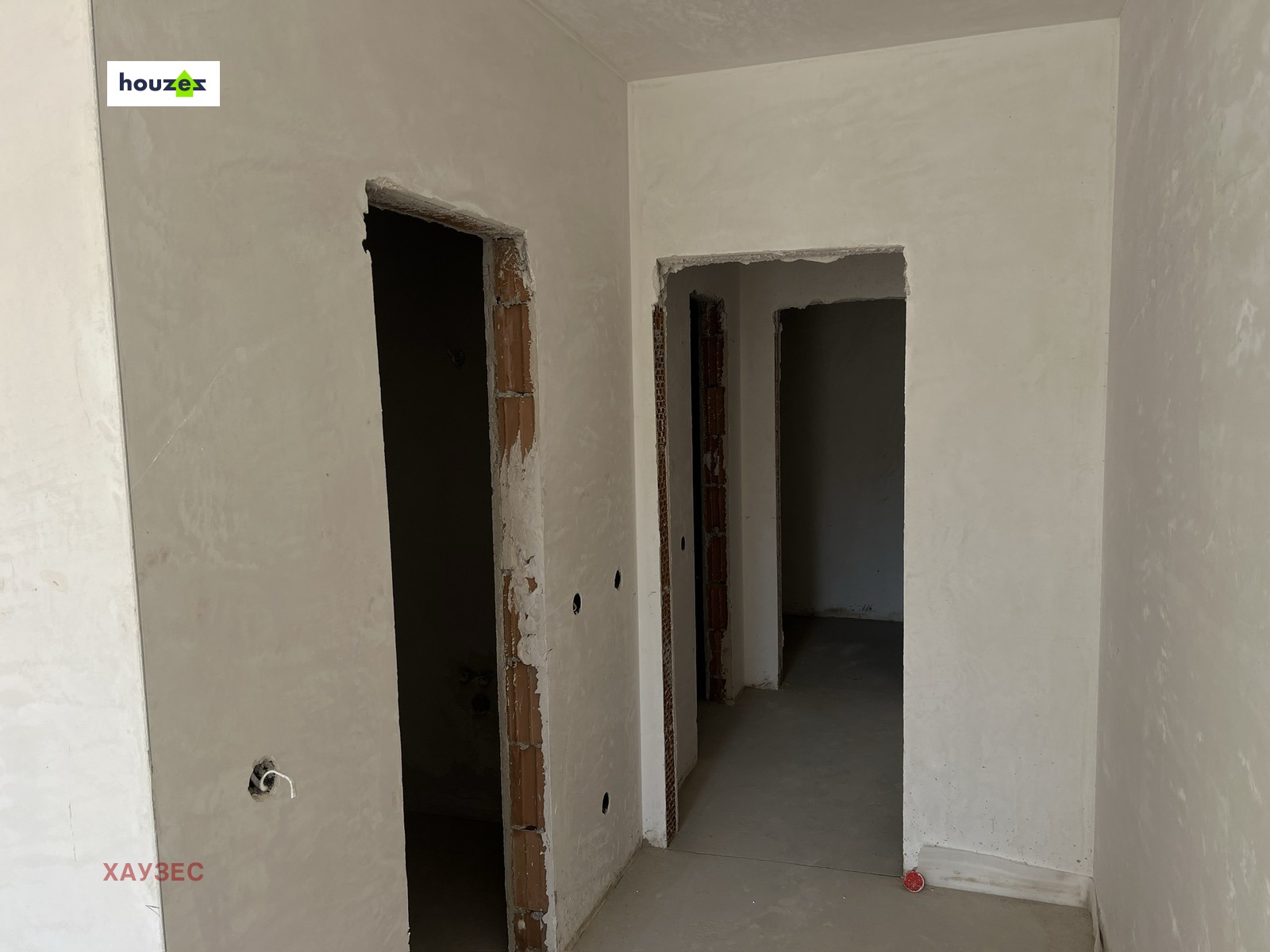 Тристаен апартамент 103 кв.м. за продажба в Малинова долина | Собствен двор