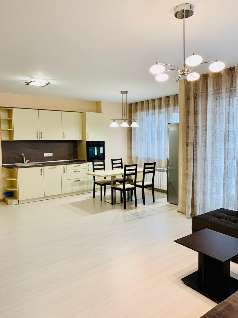 tristaen-apartament-120-kvm-pod-naem-sofiya-borovo-obzaveden-parkomyasto-7 Тристаен апартамент 120 кв.м. под Наем в София Борово | Обзаведен с Паркомясто