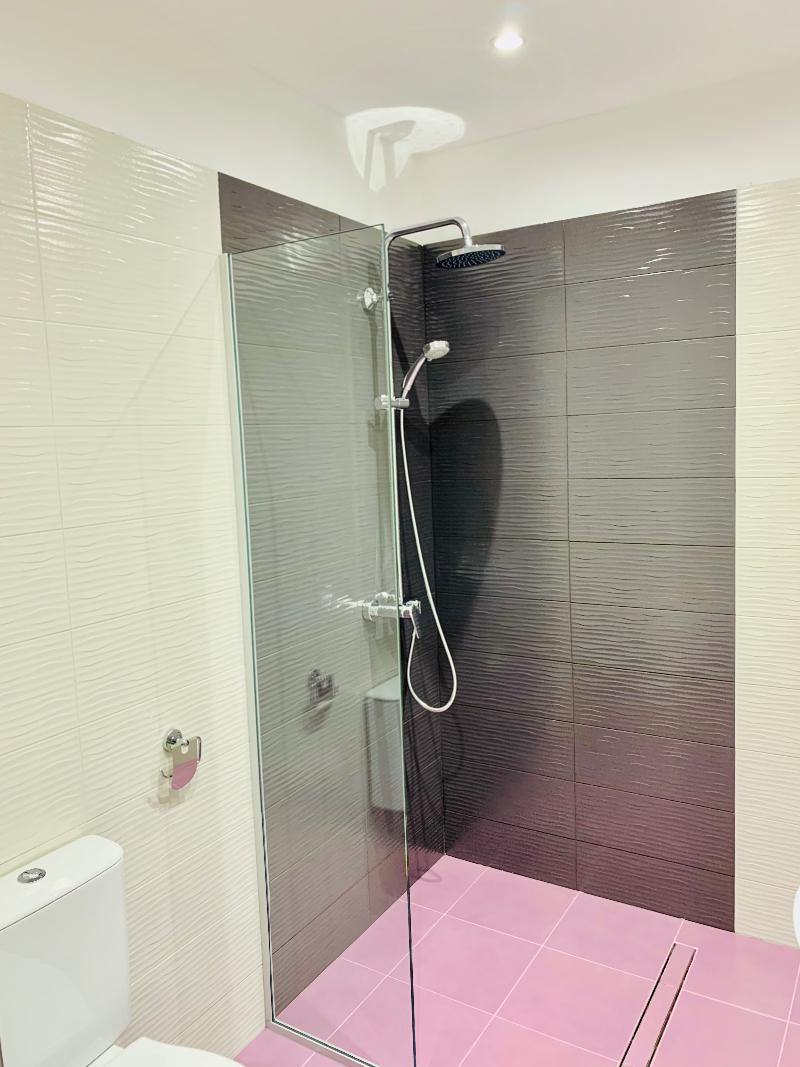 tristaen-apartament-120-kvm-pod-naem-sofiya-borovo-obzaveden-parkomyasto-8 Тристаен апартамент 120 кв.м. под Наем в София Борово | Обзаведен с Паркомясто