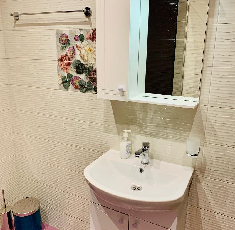 tristaen-apartament-120-kvm-pod-naem-sofiya-borovo-obzaveden-parkomyasto-9 Тристаен апартамент 120 кв.м. под Наем в София Борово | Обзаведен с Паркомясто