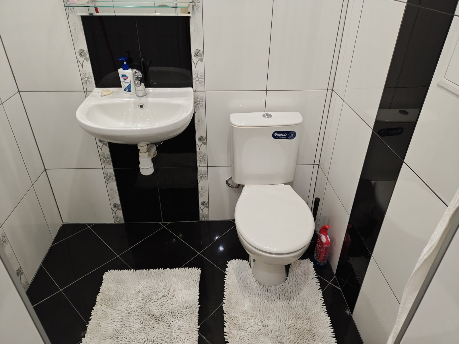 Apartment in Oborishte, Sofia - Image 31