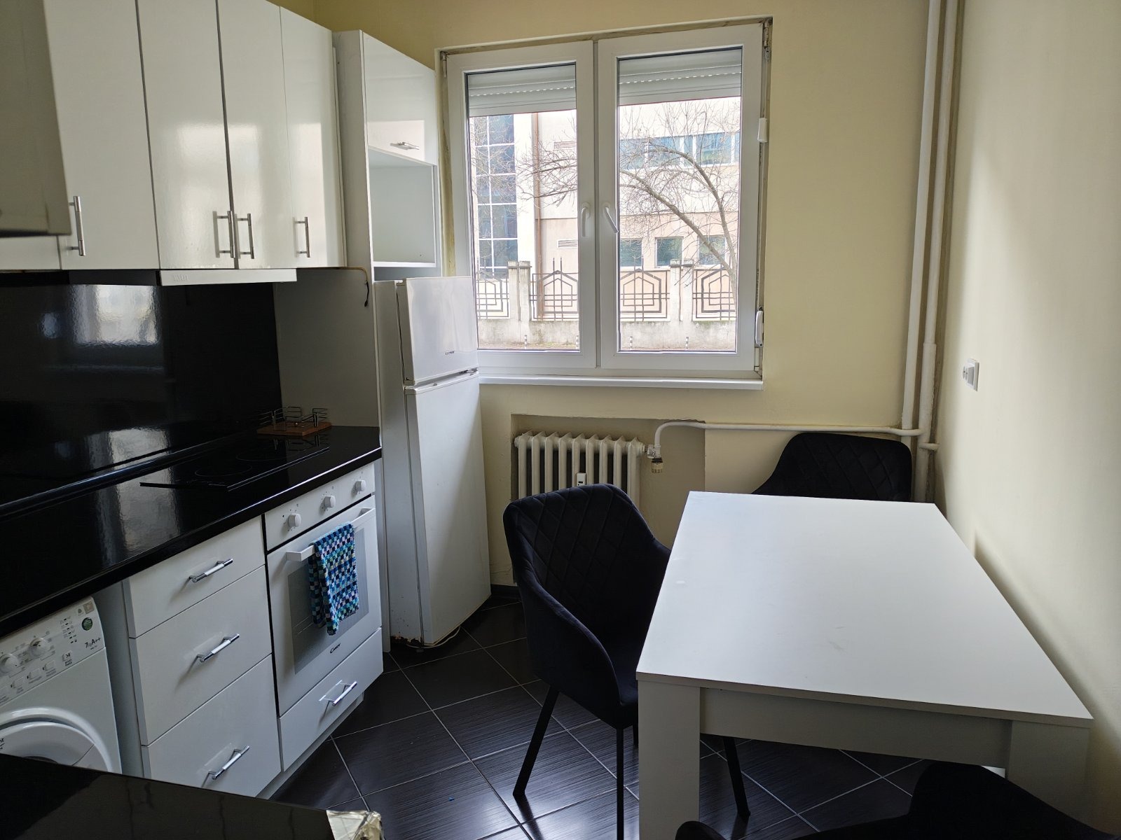 Apartment in Oborishte, Sofia - Image 21