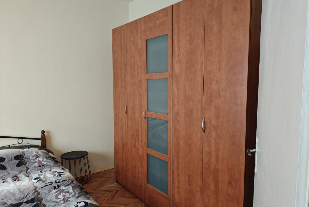 Apartment in Oborishte, Sofia - Image 6