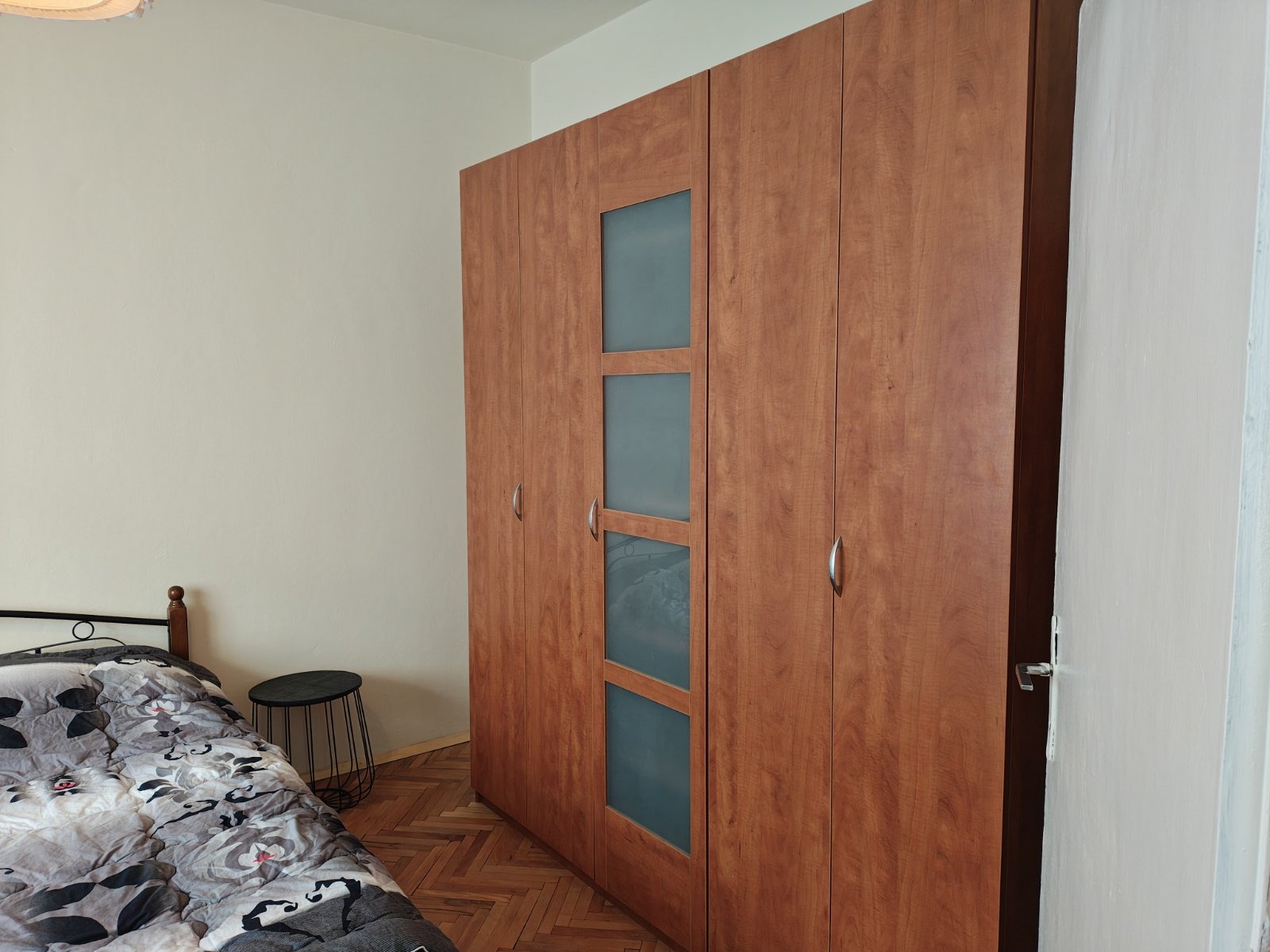 Apartment in Oborishte, Sofia - Image 24